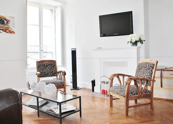 Apartment L'appart D'oli Et Tiane Bordeaux